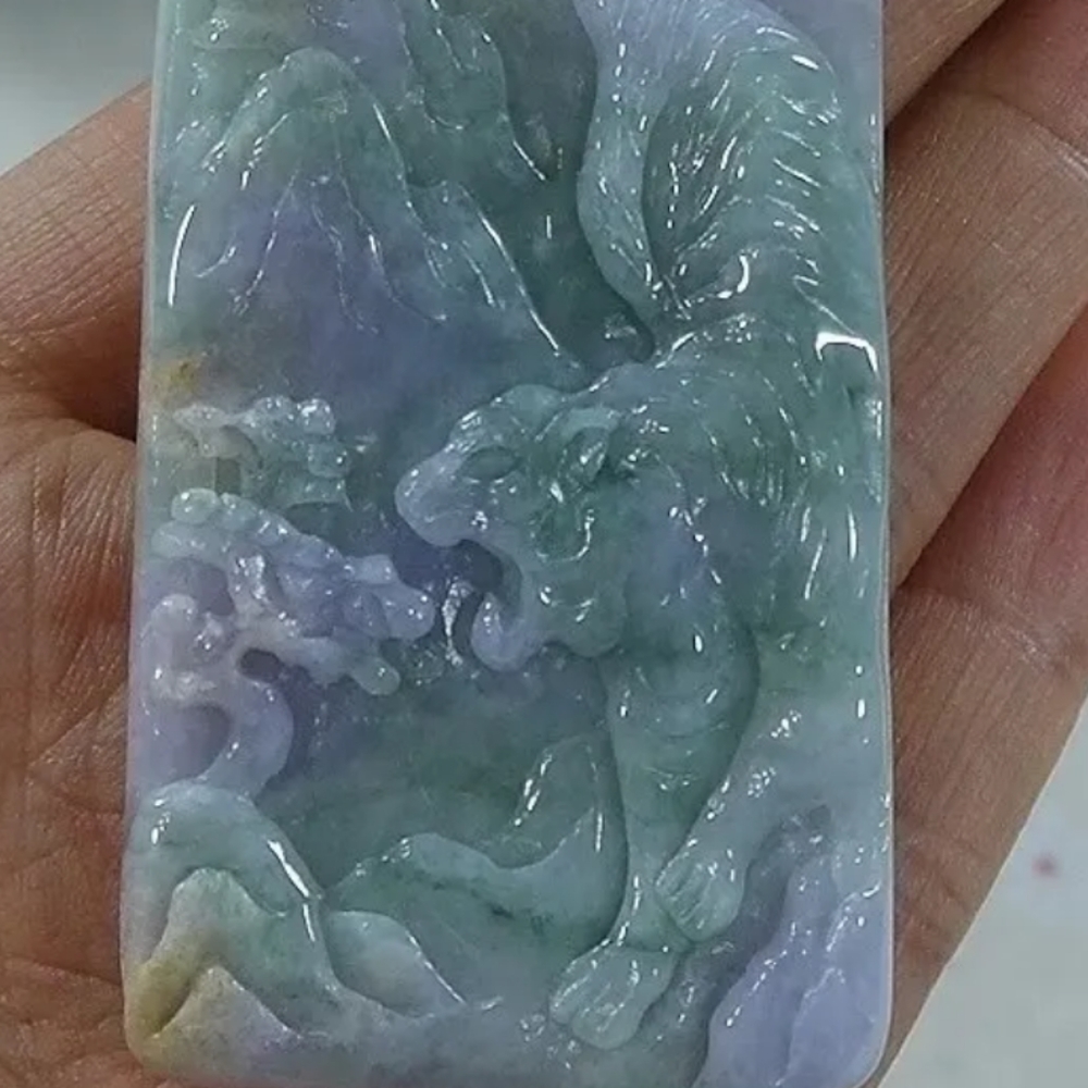 Exquisite lavender Green Jade Tiger necklace.
